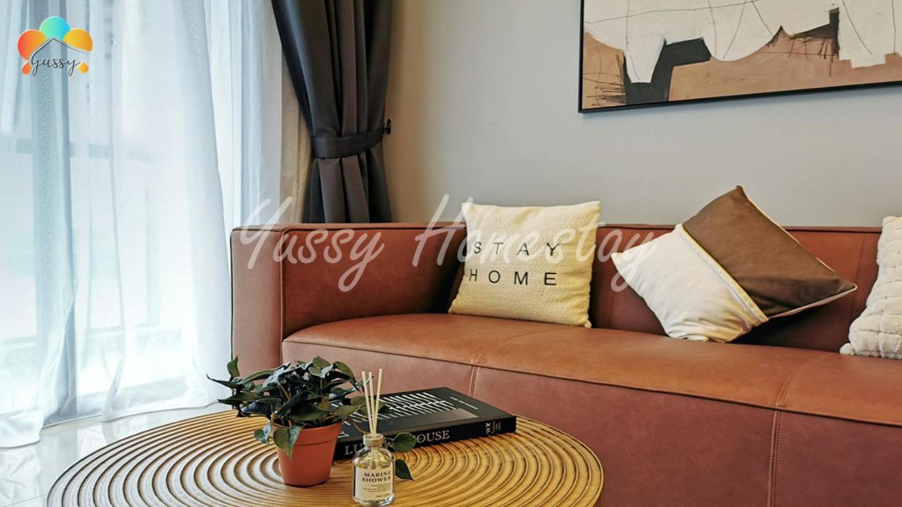 ג'והור בהרו Yussy 2 Bedroom Sea View Condo At R&F Princess Cove מראה חיצוני תמונה