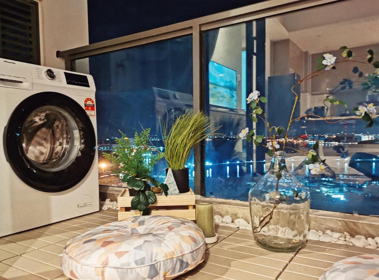 ג'והור בהרו Yussy 2 Bedroom Sea View Condo At R&F Princess Cove מראה חיצוני תמונה