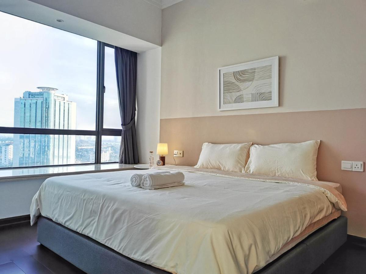 ג'והור בהרו Yussy 2 Bedroom Sea View Condo At R&F Princess Cove מראה חיצוני תמונה