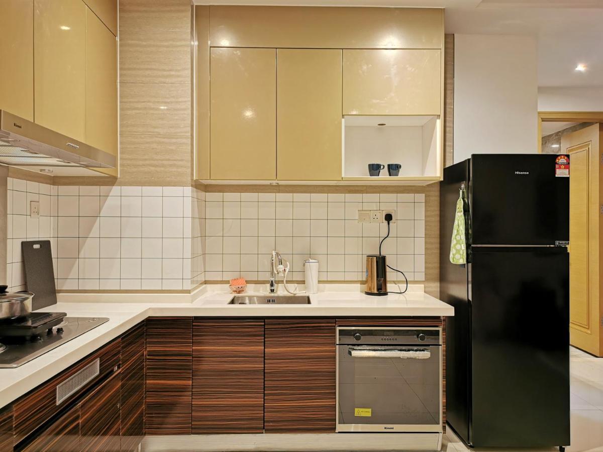 ג'והור בהרו Yussy 2 Bedroom Sea View Condo At R&F Princess Cove מראה חיצוני תמונה